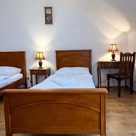 Hotel Lony 3*